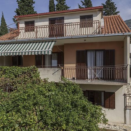 Apartmani Jordana Komiža Zewnętrze zdjęcie