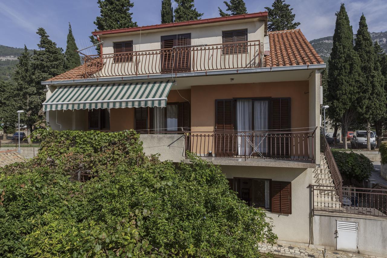 Apartmani Jordana Komiža Zewnętrze zdjęcie