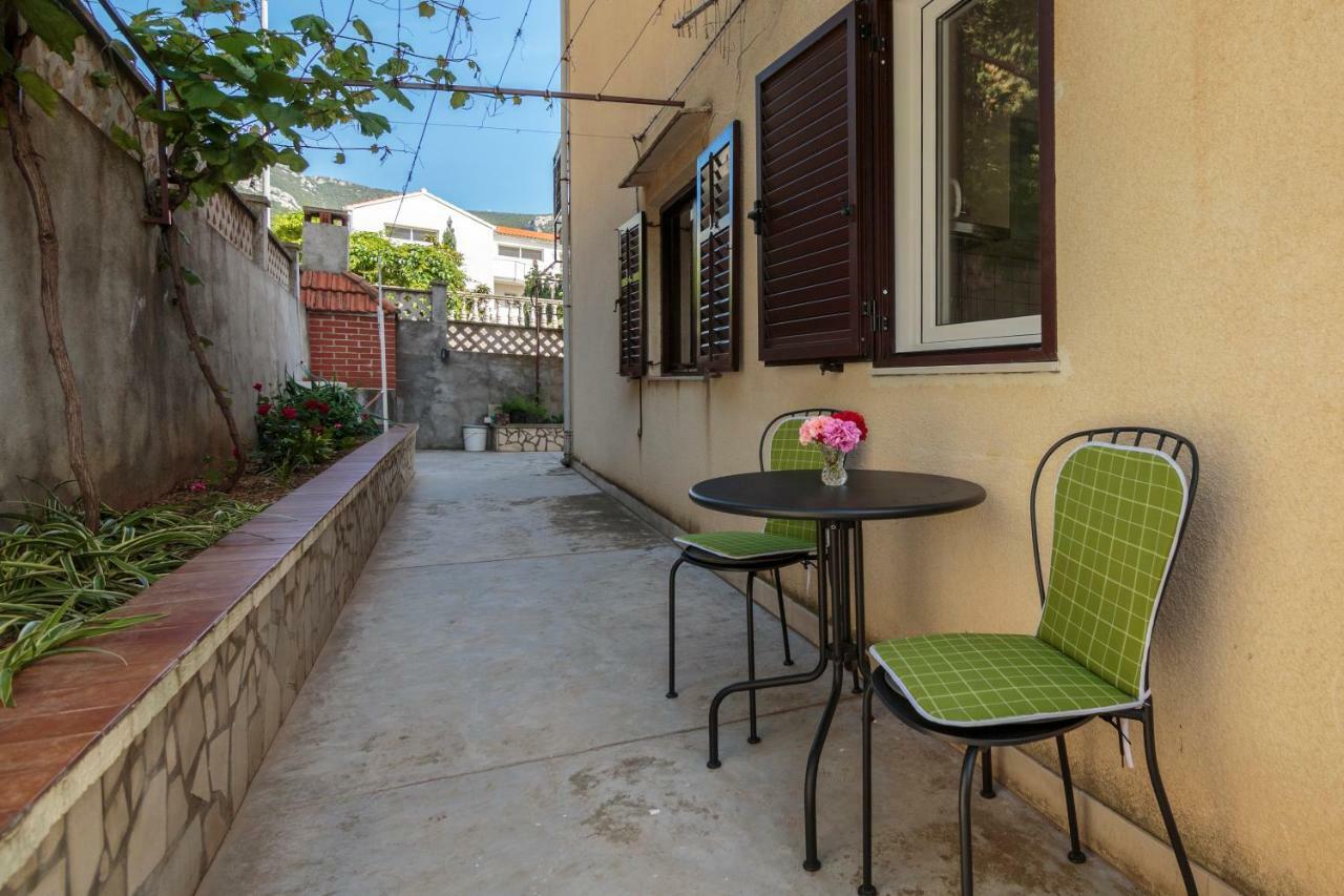 Apartmani Jordana Komiža Zewnętrze zdjęcie