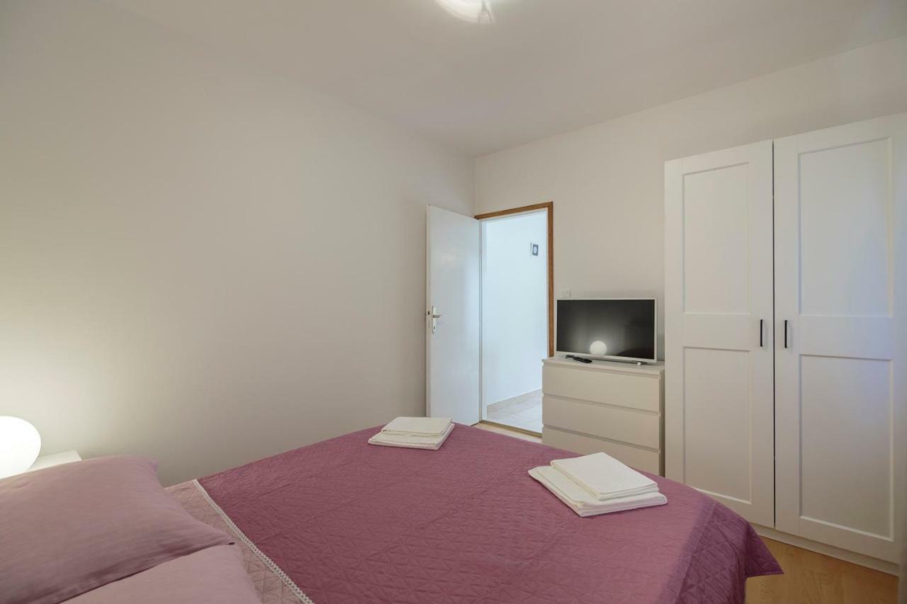 Apartmani Jordana Komiža Zewnętrze zdjęcie